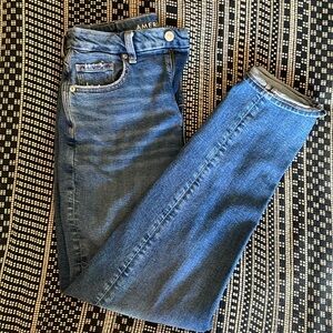 American Eagle curvy Mom Jean